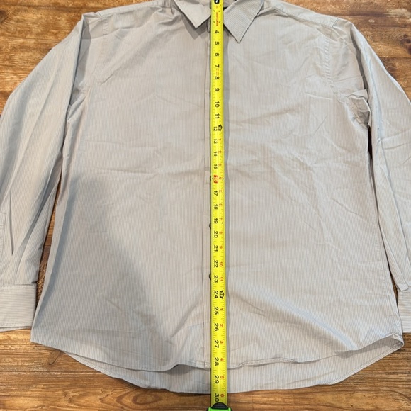 Van Heusen Traveler Cotton Blend Button Down Gray Stripe Dress Shirt Men’s L EUC - Picture 8 of 10